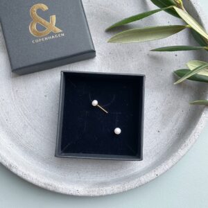 pearl-studs-andcopenhagen